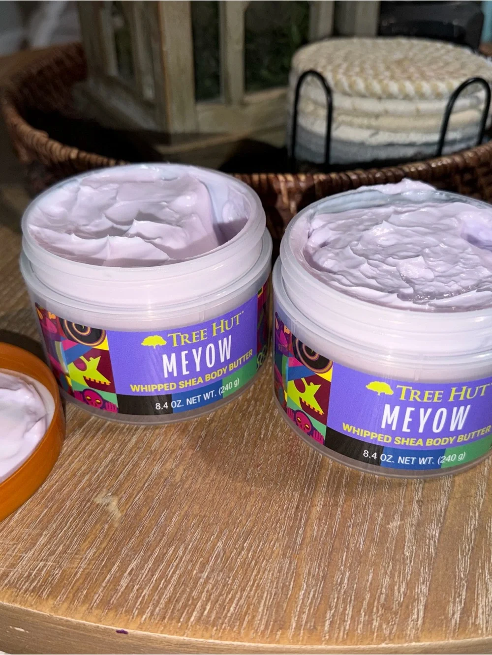 eos 24H Moisture Shea Lotion(Crème de Pistachio) and 2 Tree Hut Meyow Butter
